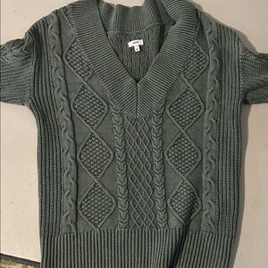 Aerie Olive Cable Knit Sweater